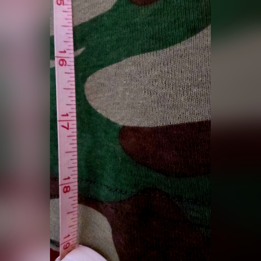 π£ Vintage Rare Y2K ACβ‘DC Camo Tour πΆπΈ Baby Tshirt Stretchy S-M Fit π Gorg π€ - Picture 9 of 11